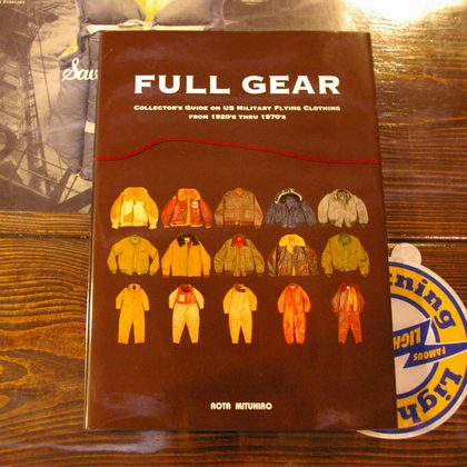 FULL GEAR 青田充弘 FULL GEAR: 青田充弘 COLLECTOR'S GUIDE ON US MILITARY FLYING